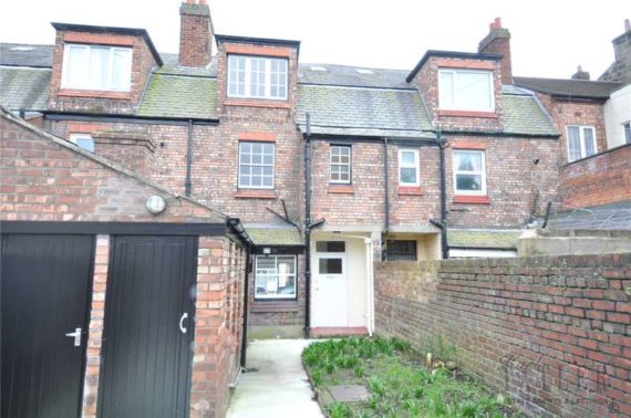 2 Bedroom Maisonette